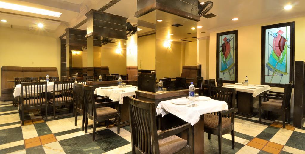 Hotel Roopa International Amritsar Exterior foto